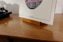 Load image into Gallery viewer, the album stand