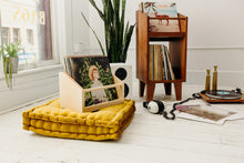 Load image into Gallery viewer, drevo record rack