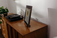 Load image into Gallery viewer, the album stand