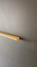 Load and play video in Gallery viewer, triple ledge - maple natural 026
